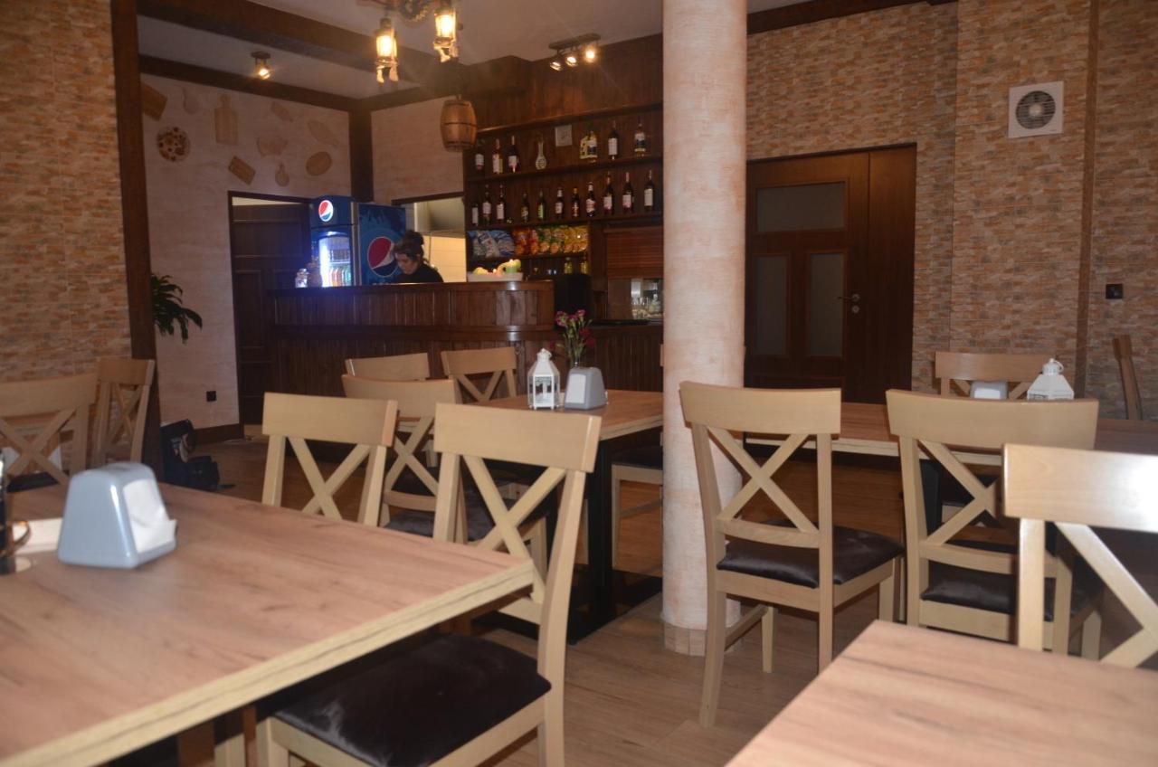 Noclegi Avoca Pyrzowice Exterior foto